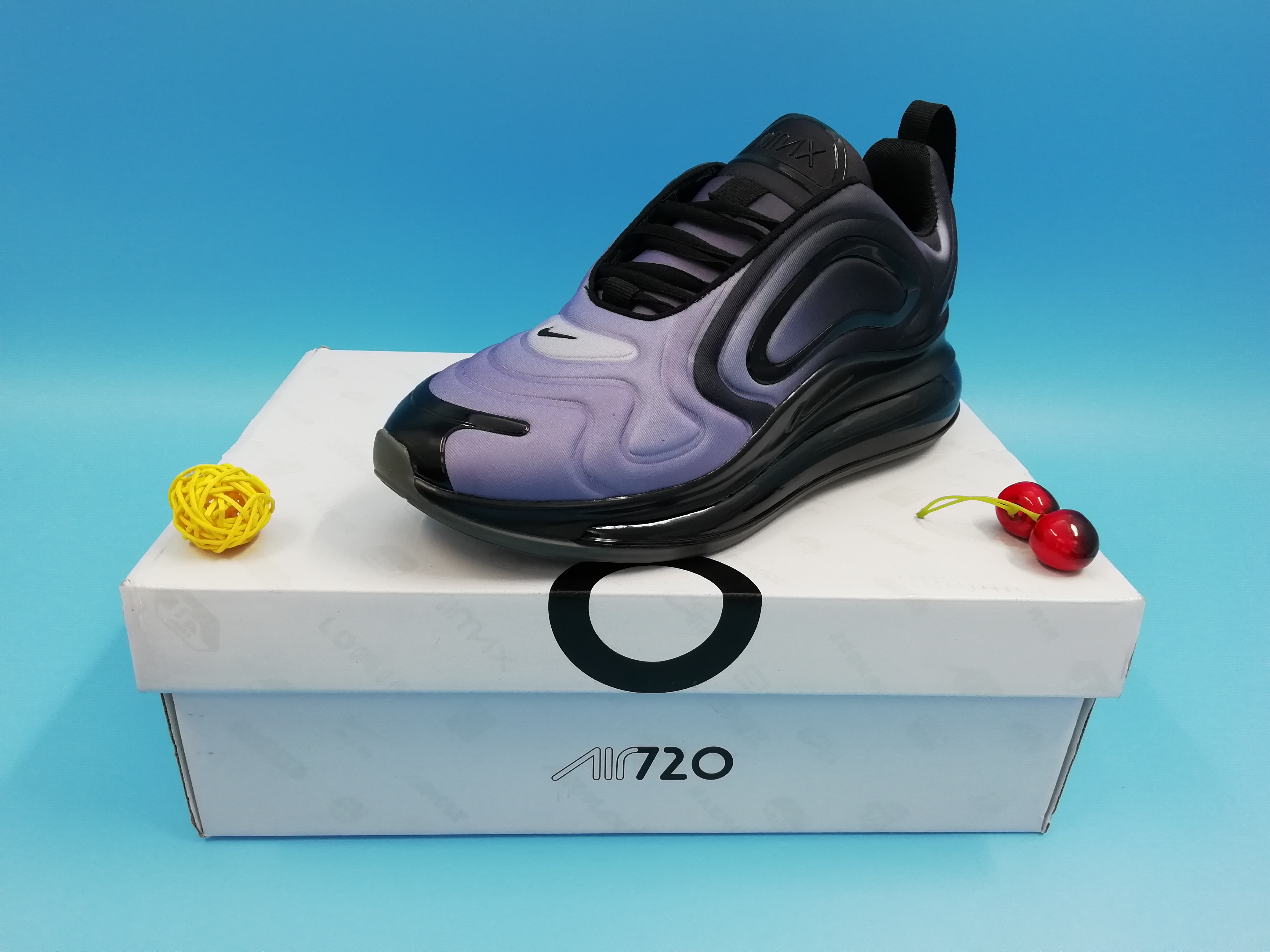 Nike Air Max 720 Differentiation Purple Black Shoes